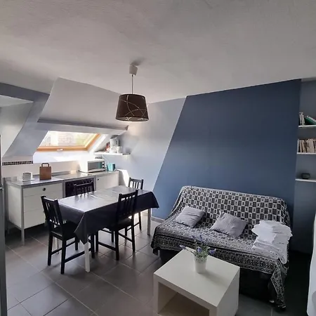 Peaceful At 2 Steps From The Apartman *