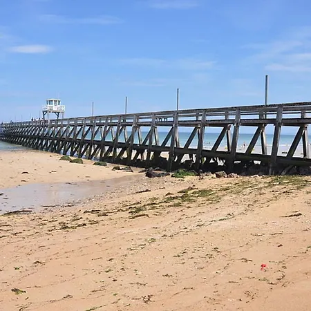 Peaceful At 2 Steps From The