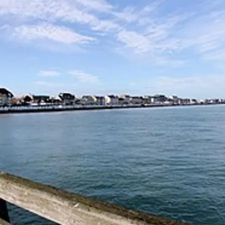Peaceful At 2 Steps From The Apartament Luc-sur-Mer
